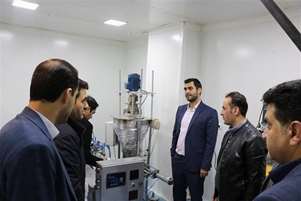 اتاق تمیز مرکز رشد دانشکده داروسازی شیراز بازدید شد